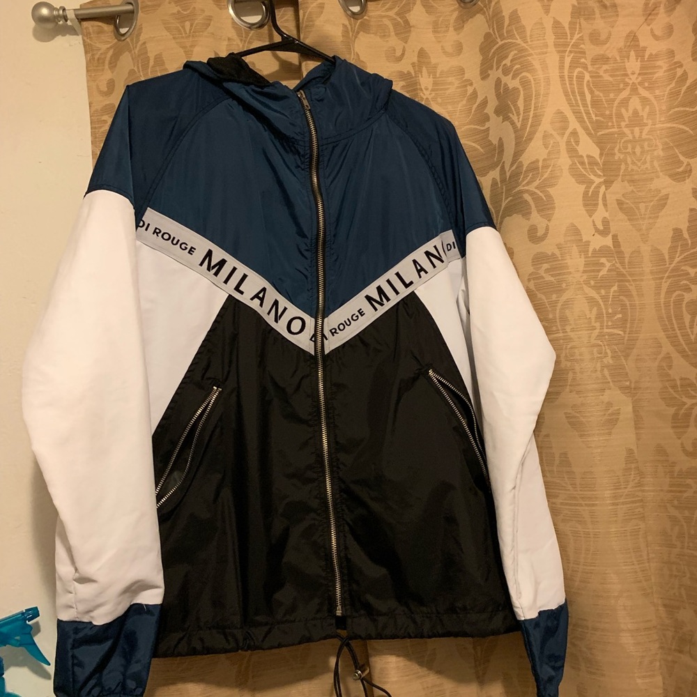 Milano Windbreaker